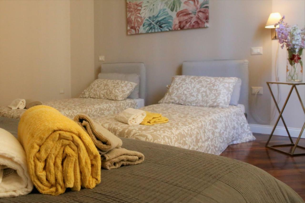 Beb Binario39 Bed & Breakfast Napoli Bagian luar foto