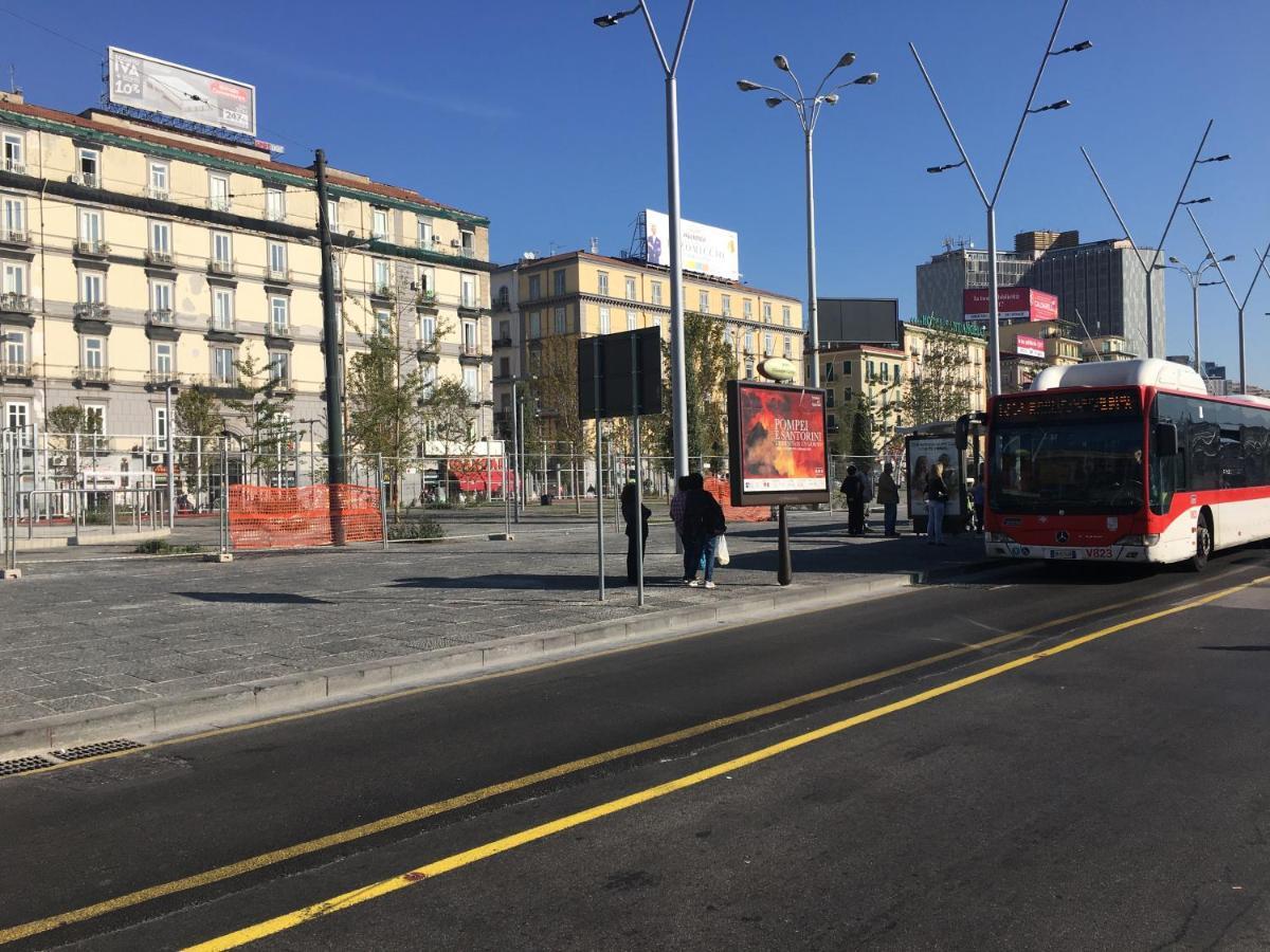 Beb Binario39 Bed & Breakfast Napoli Bagian luar foto